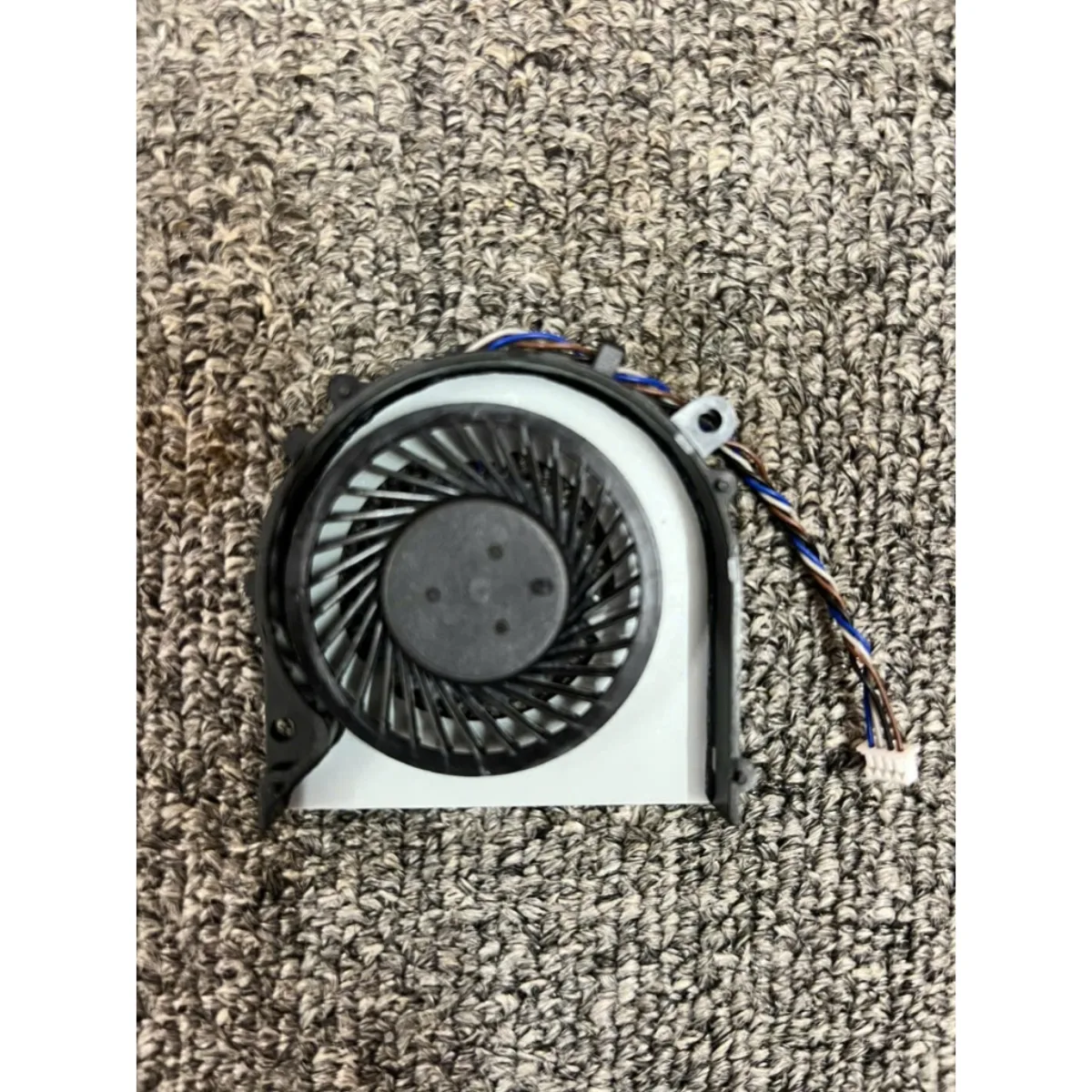 Quạt tản nhiệt laptop HP 240 G4 240 G5 245 G4 245 G5 246 G4 246 G5 340 G3 346 G3 348 G3 G4 240 G3 14-AC 14-AF 14-AD