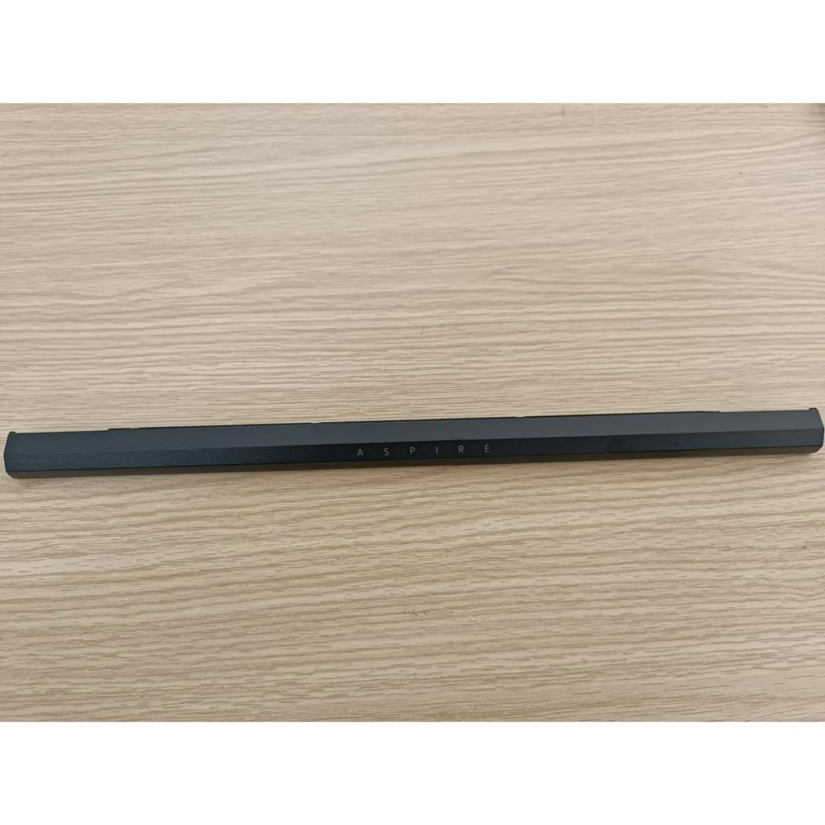 Thanh che bản lề laptop Acer A315-34 A315-22 A115-31 Đen