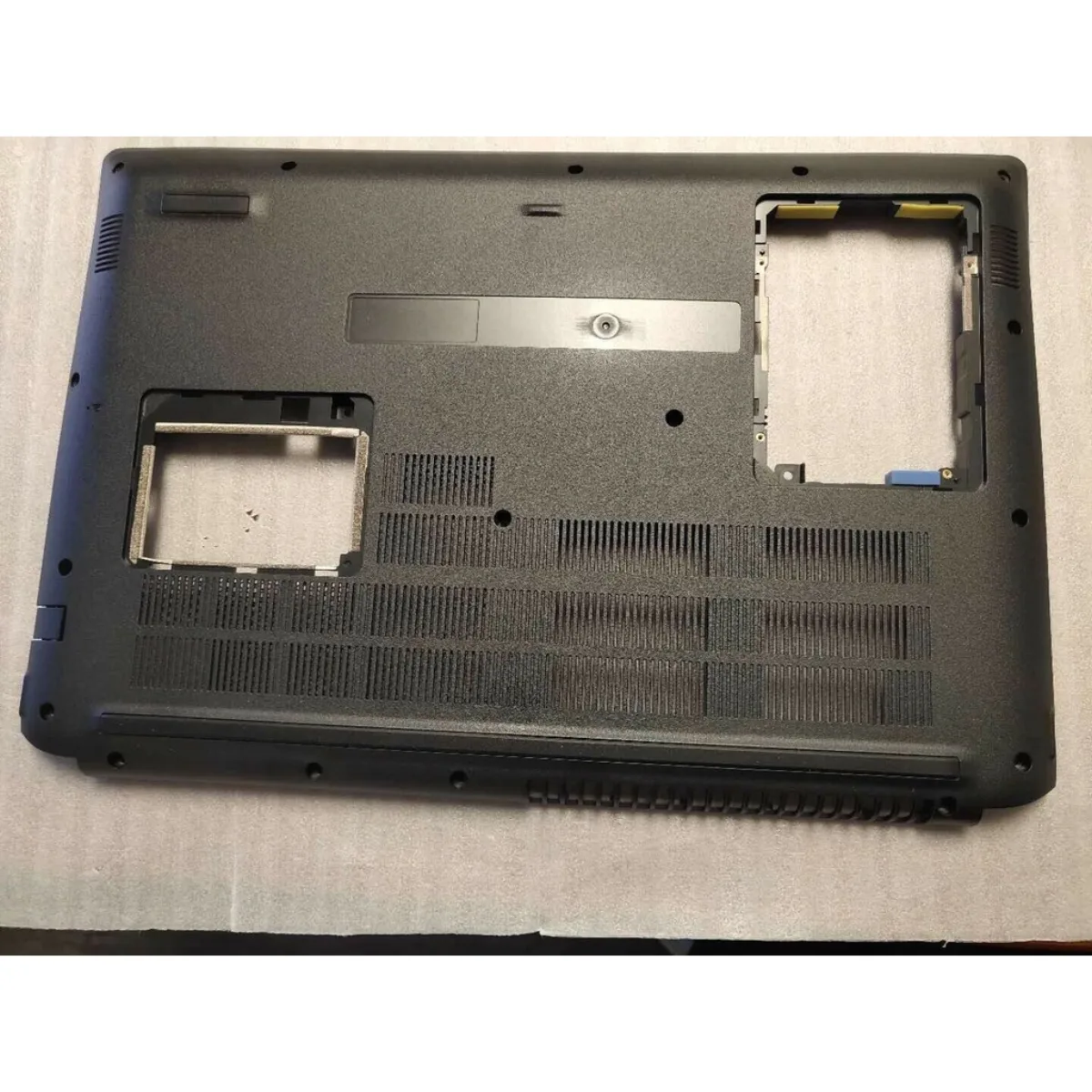 Vỏ mặt D laptop Acer Aspire A717-71G A717-72G 60.GP8N2.001