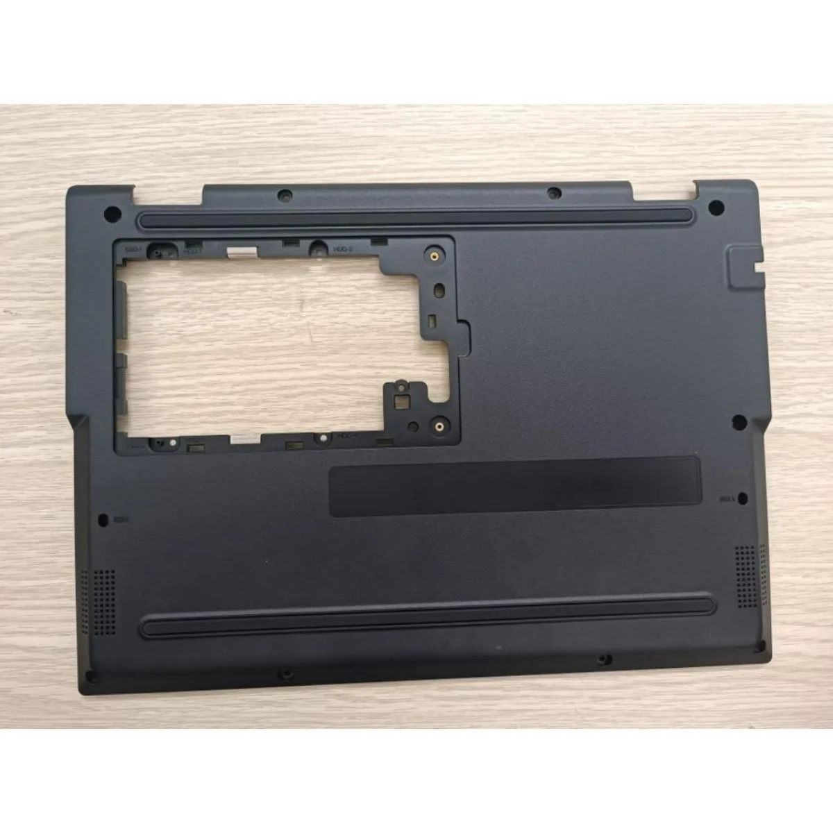 Vỏ mặt D laptop ACER B118-RN ĐEN