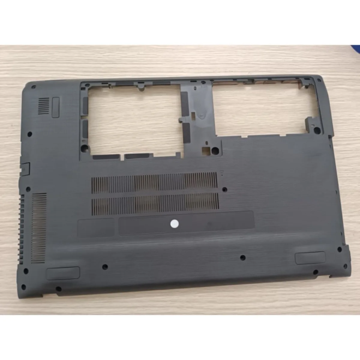 Vỏ mặt D laptop ACER E5-523 E5-553 E5-575 60.GDZN7.003 Xám Đen